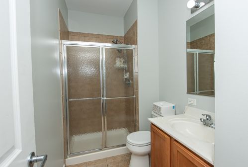 10 Covington Ct, Lemont IL  60490-4924 exterior