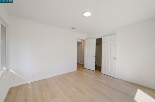 2083 Olivera Rd, Concord, CA 94520-5495
