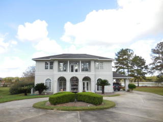 268 Pine Needle Rd, Douglas, GA 31535-6518