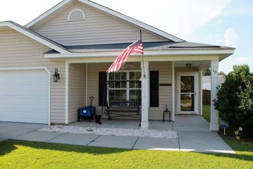 10 Finhorse Ln, Lugoff, SC 29078-6100