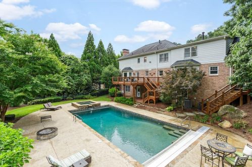 335 Crosstree Ln, Atlanta, GA 30328-1846
