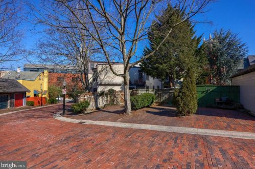 116 Vine St, Lancaster PA  17602-3550 exterior