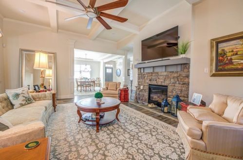 1558 Renaissance Dr, Conyers GA  30012-3895 exterior