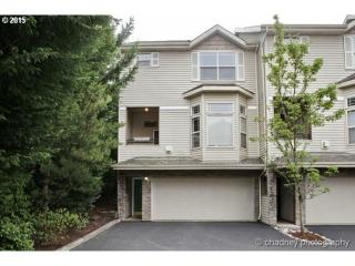 12138 Fremont St, Portland, OR 97220-1582