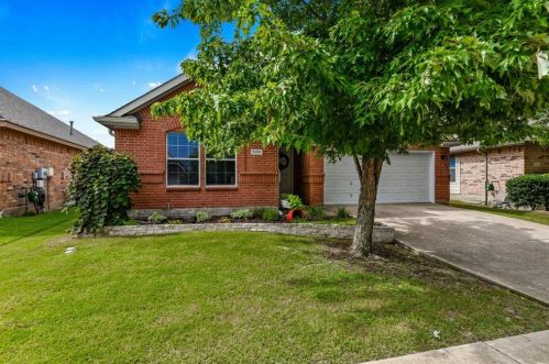 5901 Brookside Dr, Argyle, TX 76226-2245