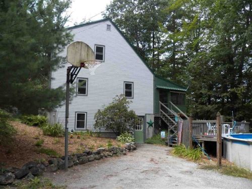 1057 Western Ave, Henniker, NH 03242-6301