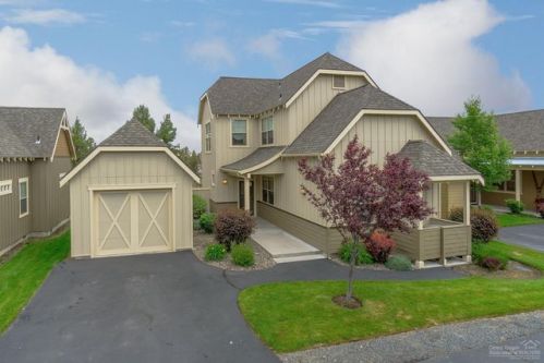 11165 Bunk House Ln, Eagle Crest, OR 97756-7426