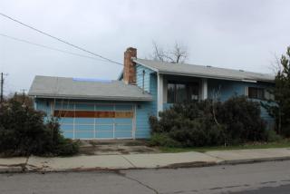 2817 Hemlock St, Spokane, WA 99205-3758