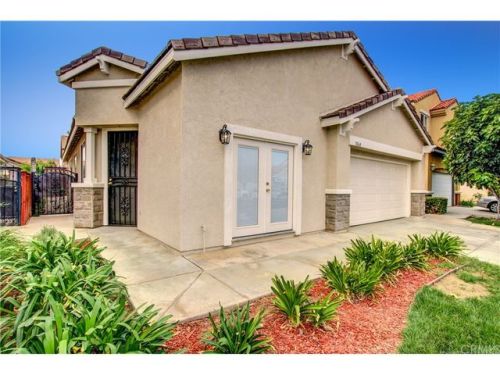 1068 Leopard Ln, Perris, CA 92571-4951
