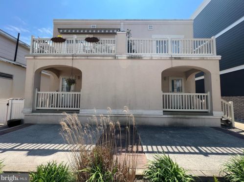 9706 Ventnor Ave, Atlantic City, NJ 08402-2248