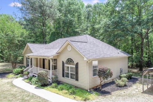 112 Barnes Cir, Commerce, GA 30530-6916