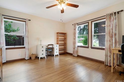 6110 Palm Ave, Riverside CA  92506-2022 exterior