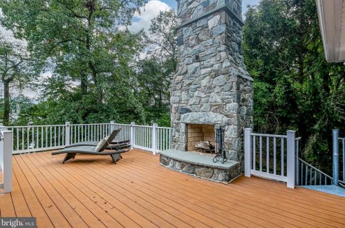 612 Cpe Mckinsey Dr, Severna Park MD 21146-4057 exterior