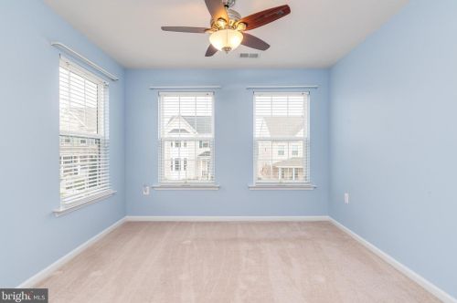 179 Colonial Dr, Charles Town WV  25414-4498 exterior