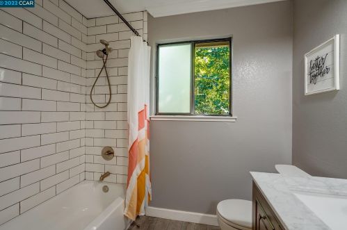 5334 Vista Point Ct, Concord CA  94521-5017 exterior