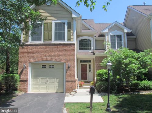 9 Birchwood Ct, Princeton, NJ 08540-5041