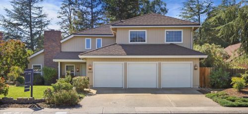 5049 Virtue Arc Dr, Stockton, CA 95207-6027