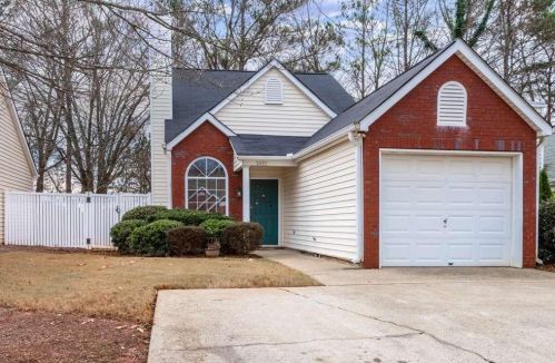 1097 Britley Park Ln, Holly Springs, GA 30189-5593