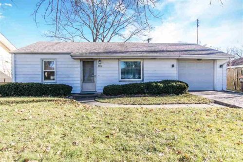 5308 Ronald Rd, Peoria, IL 61614-3842