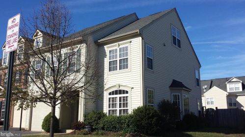 9300 Warren Falls Ln, Bristow, VA 20136-6110