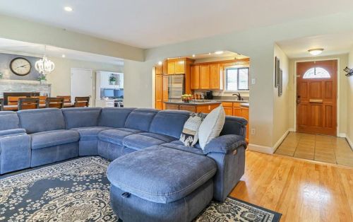 8832 Mohawk Way, Fair Oaks, CA 95628-3910