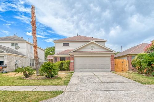 1115 Fairlane Sq, Channelview, TX 77530-3898