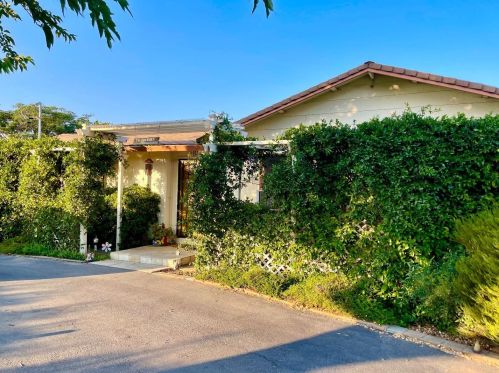 13530 Columbet Ave, San Martin, CA 95046-9781