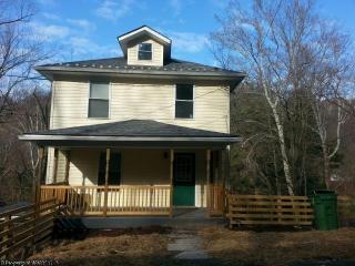 153 Doyle St, Morgantown WV  26505-6308 exterior