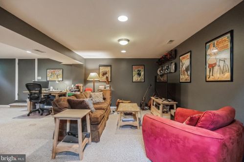 124 Smt Ave, Haddonfield NJ 08033-3315 exterior