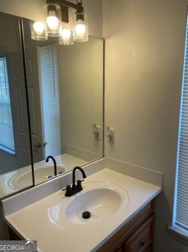 5580 Hampton Ct, Atlanta GA  30349-8306 exterior
