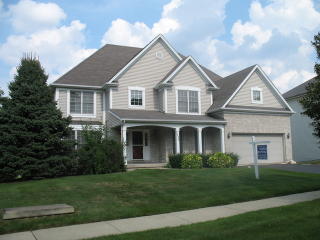 1532 William Penn Dr, Naperville, IL 60563-1396