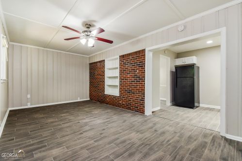 2765 Fairlane Dr, Atlanta GA  30354-2147 exterior