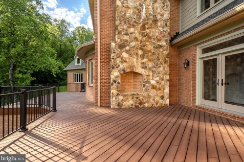 14261 Triadelphia Mill Rd, Dayton MD  21036-1223 exterior