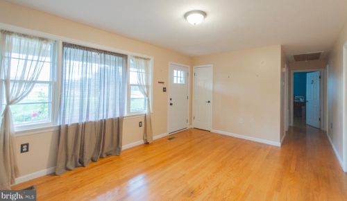 4381 Engle Molers Rd, Shepherdstown WV  25443-4023 exterior