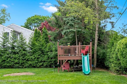 174 White St, Tinton Falls NJ exterior