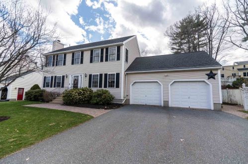 4 Whittemore Pl, Nashua, NH 03064-1537