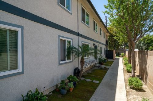 8711 La Salle St, Cypress, CA 90630-6010