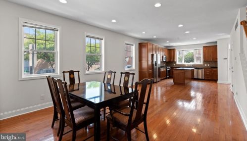 801 10th St, Philadelphia, PA 19123-1966