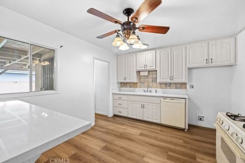 2653 Lullaby Ln, Anaheim CA  92804-5129 exterior