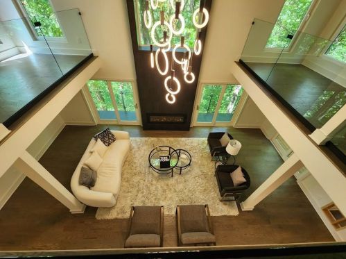 8305 Ison Rd, Atlanta GA  30350-3129 exterior