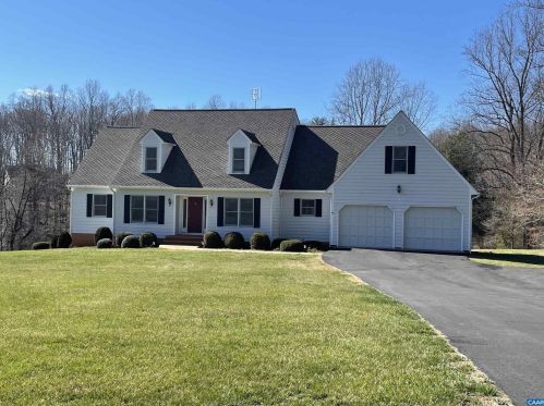 3440 Pippin Ln, Charlottesville, VA 22903-9317