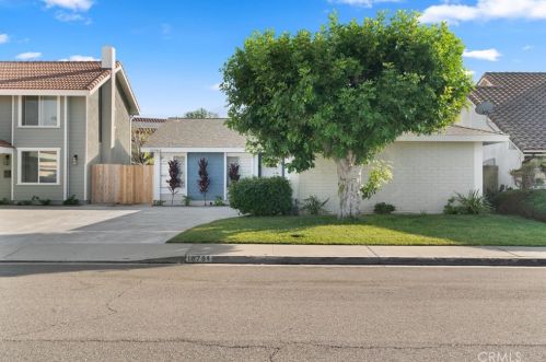 10784 El Mar Ave, Santa Ana, CA 92708-5318