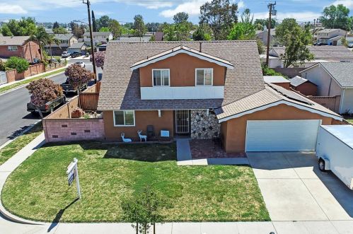 2092 Lysander Ave, Simi Valley, CA 93065-1755