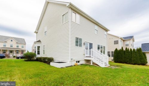 169 Colonial Dr, Charles Town, WV 25414-4497