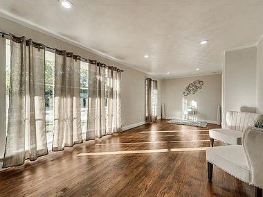 716 Ranier Cir, Garland TX exterior