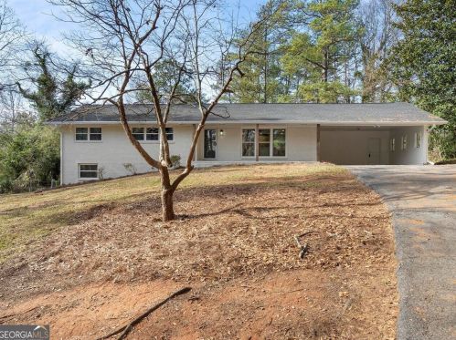 3669 Herschel Rd, Atlanta GA  30337-2306 exterior