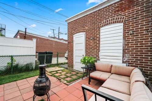 1130 Tilghman St, Allentown PA  18102-2253 exterior