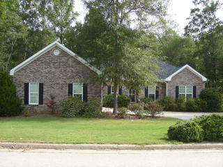 145 Hidden Cove Dr, Bogart, GA 30622-3502