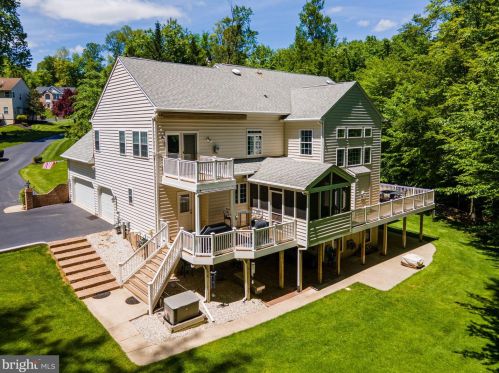 502 Stratford Rd, Fallston, MD 21047-2916