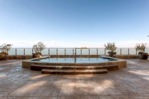 7600 Landmark Way, Englewood CO 80111-1961 exterior